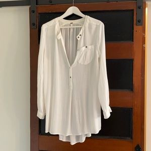 Free People White Rayon, gauzy-like blouse